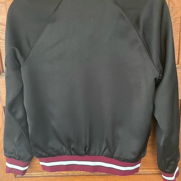 Black Aritzia Babaton Silky Bomber Jacket XS - Picture 4 of 4